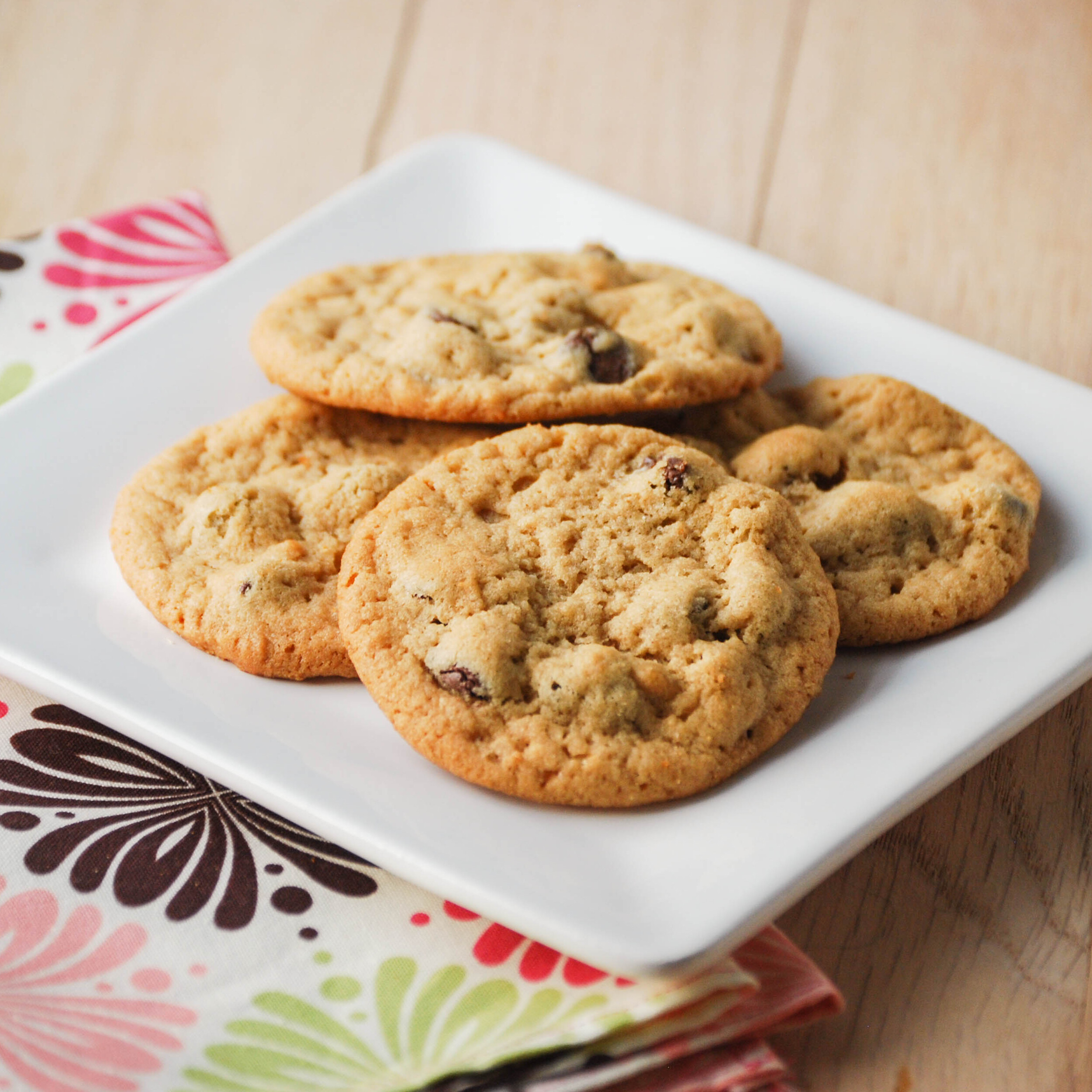 The product image for Organic Peanut Butter Chocolate Chip Cannacookies